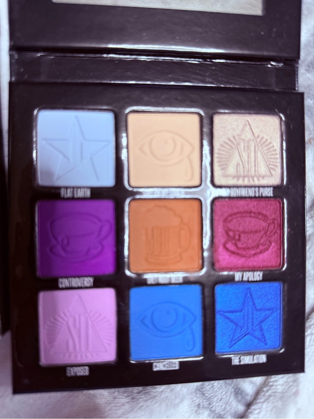 Jeffers Star x Shane Dawson Mini Controversy Palette - Picture 3 of 3